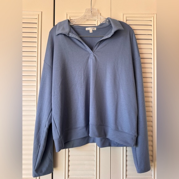 nine britton Tops - Nine Britton NWOT sweater